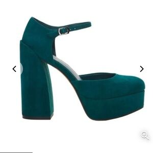 New Vince Camuto Grelena Suede Platform Pumps, jade teal green size 8.5. No box